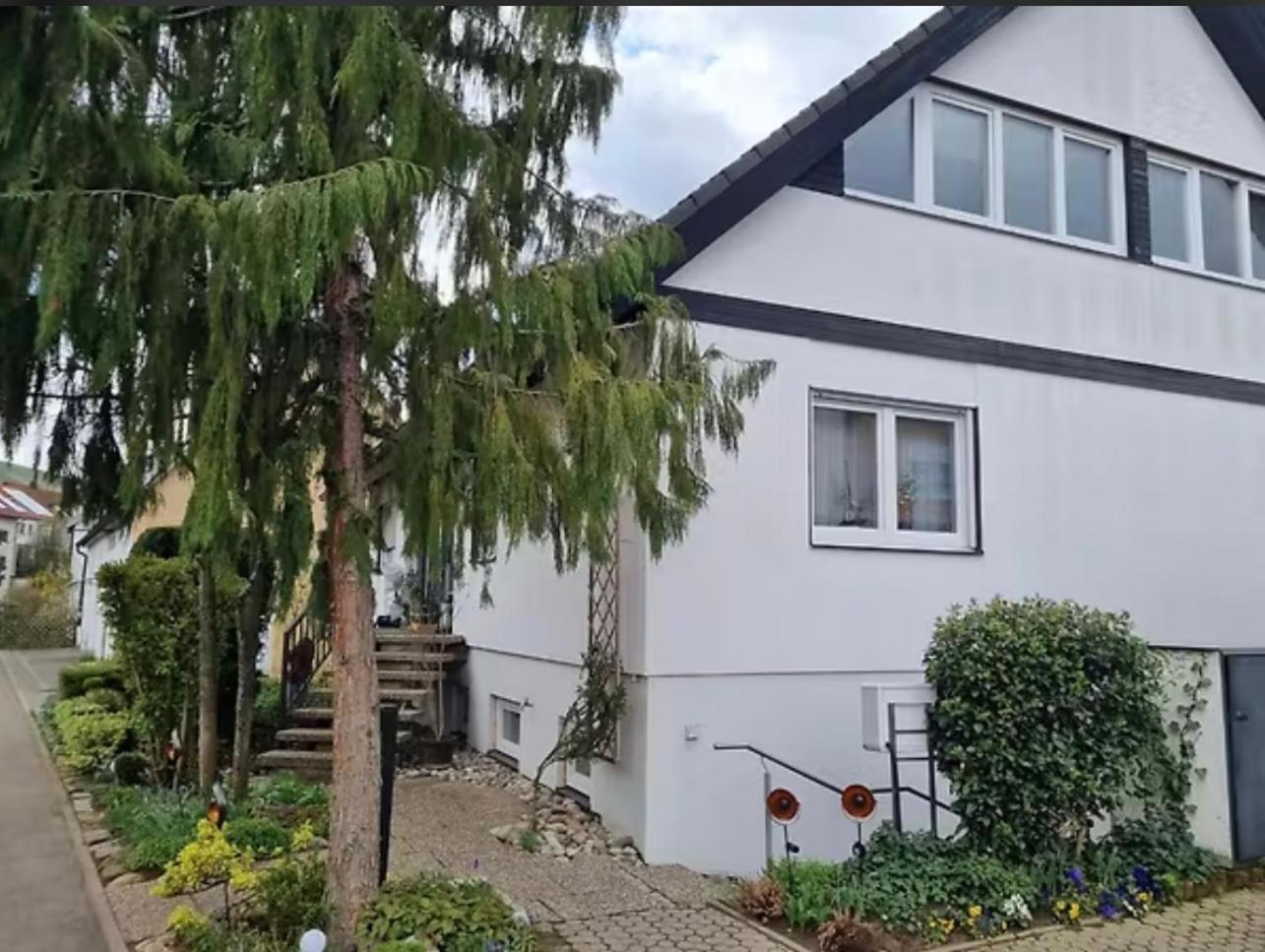 Weinstadt Monteurwohnnung Ferienwohnung Exterior photo